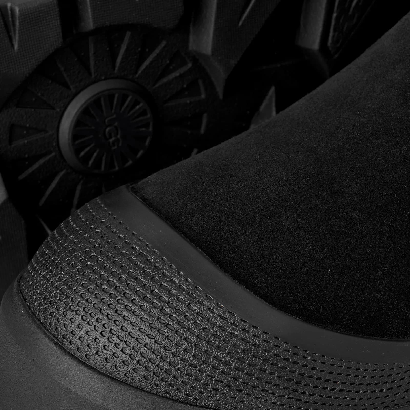 UGG Classic Ultra Mini Weather Hybrid Black — фото 5