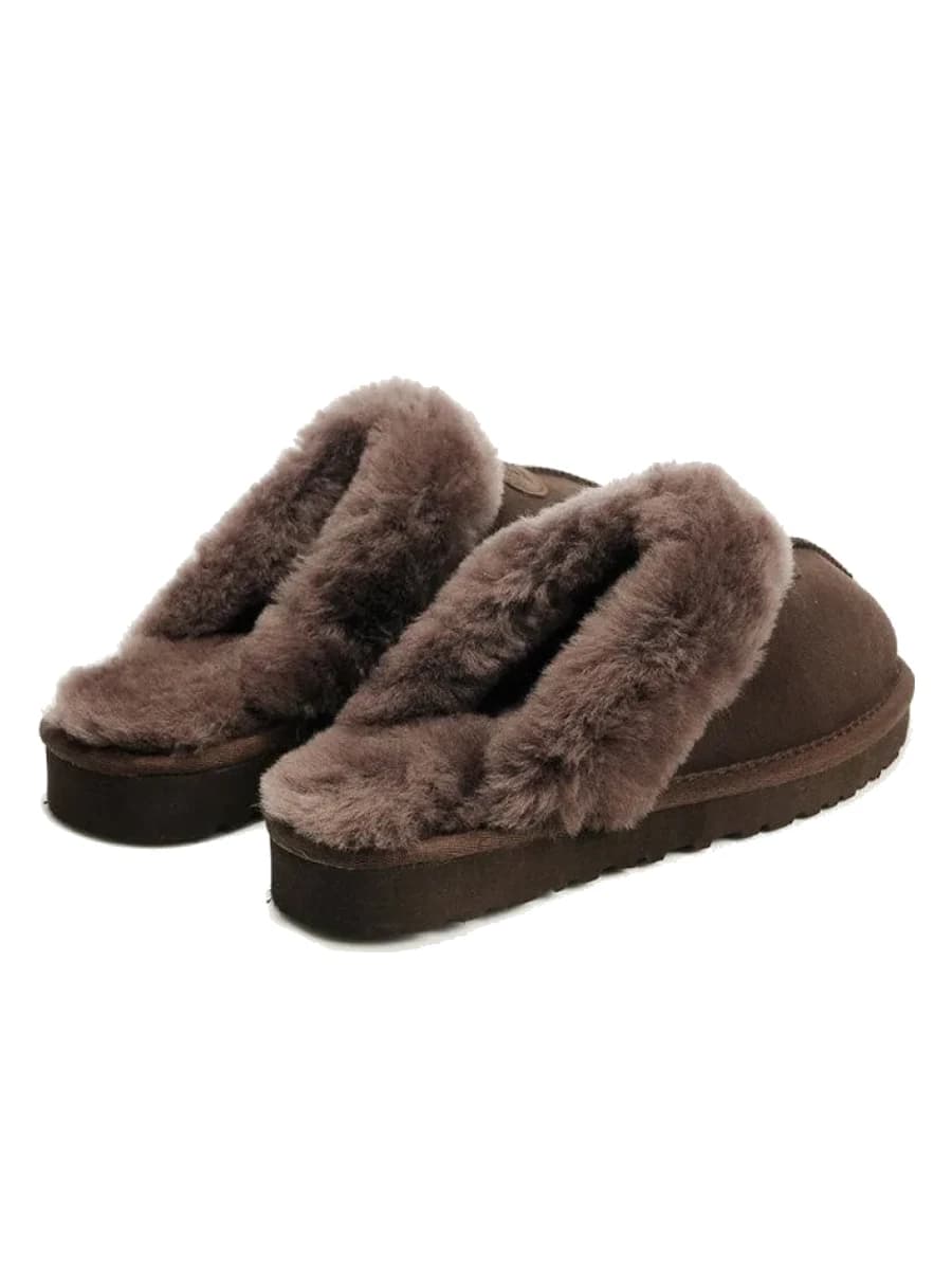 UGG Slippers Scufette Chocolate — фото 3