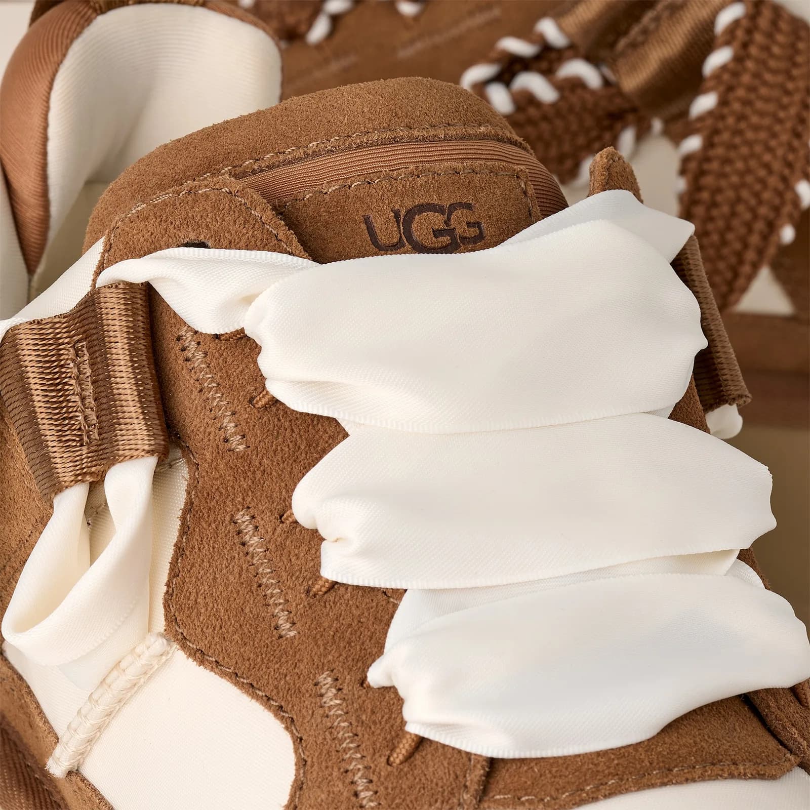 UGG Astromel Sneaker Chestnut — фото 5