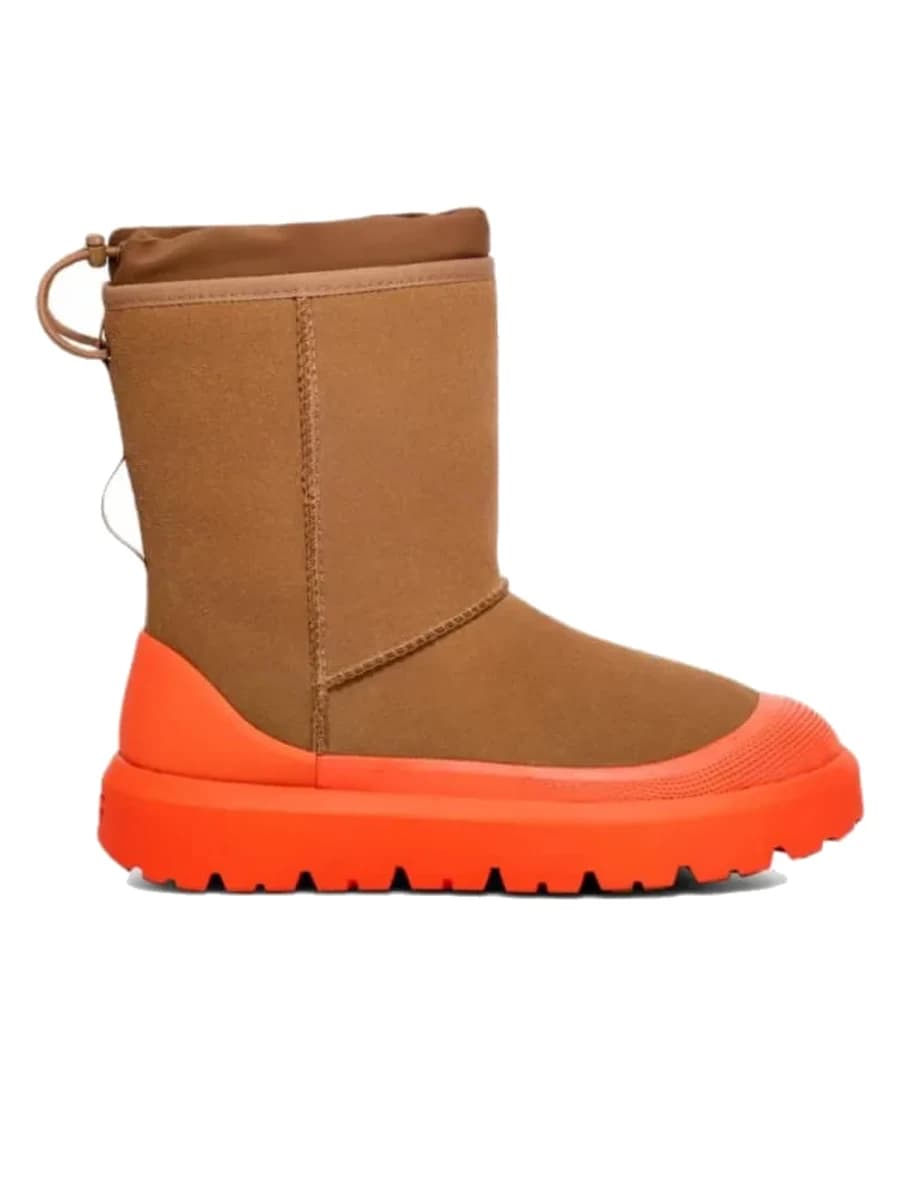 UGG Classic Short Weather Hybrid Orange