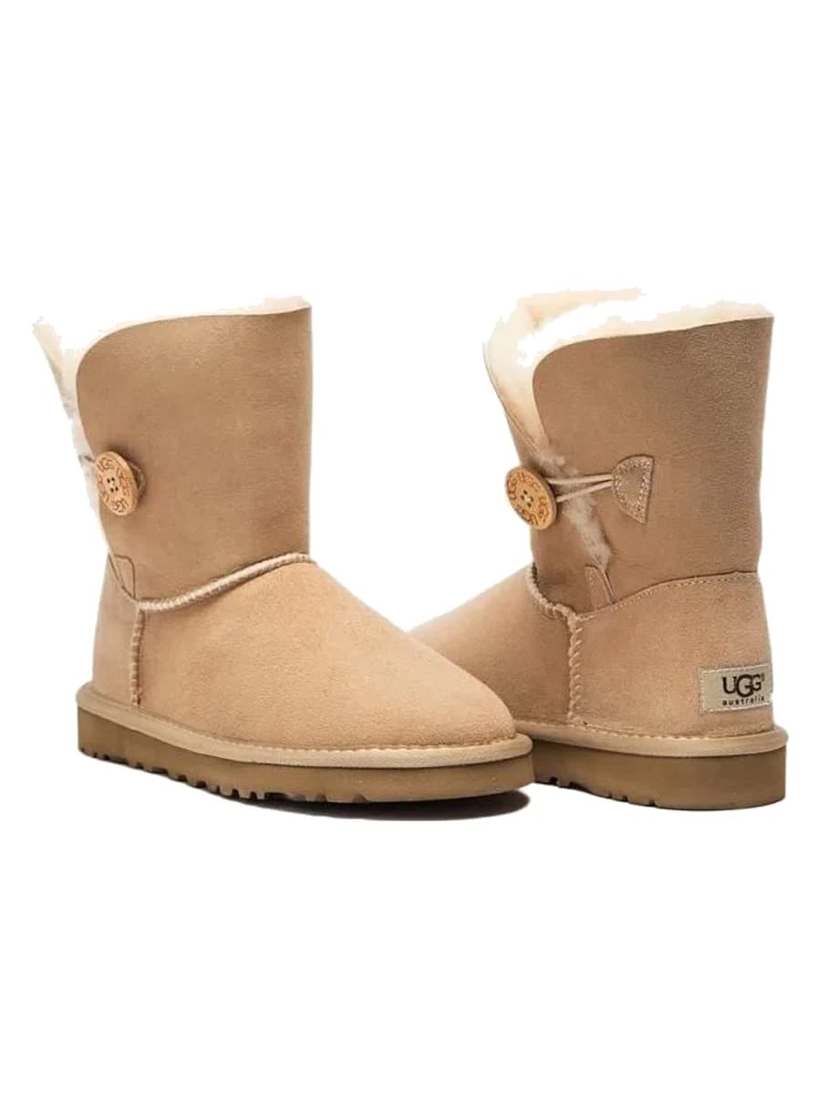UGG Bailey Button II Sand