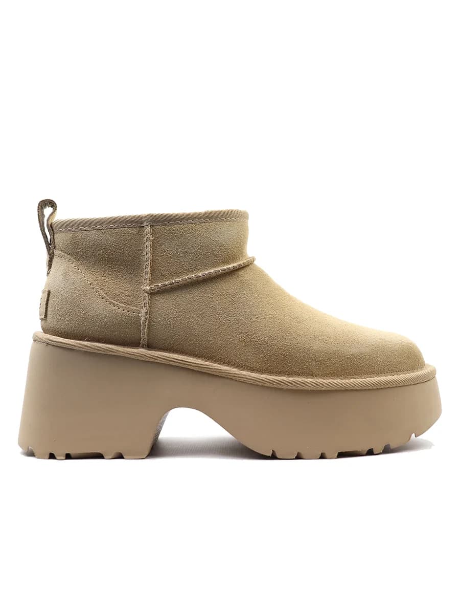 UGG Ultra Mini New Heights Mustard Seed