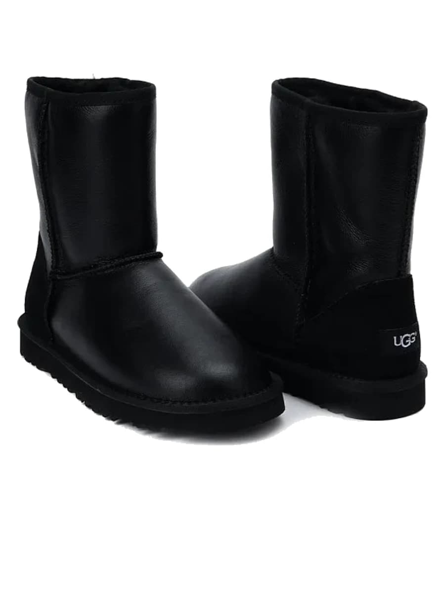 UGG Classic Short Metallic Black